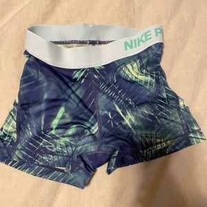 XS Nike spandex shorts